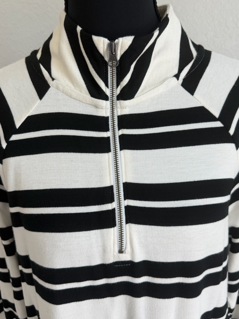NWT Marketā & Spruce Striped Black & Cream Comfortable Zip-Up Pullover, Large - Picture 3 of 11